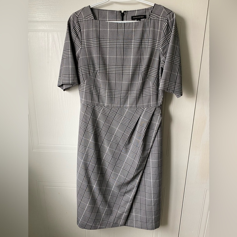 Banana Republic Gray Plaid Midi Dress